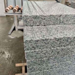 巴中芝麻白楼梯踏步