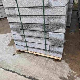 巴中芙蓉白路牙石，马路牙子