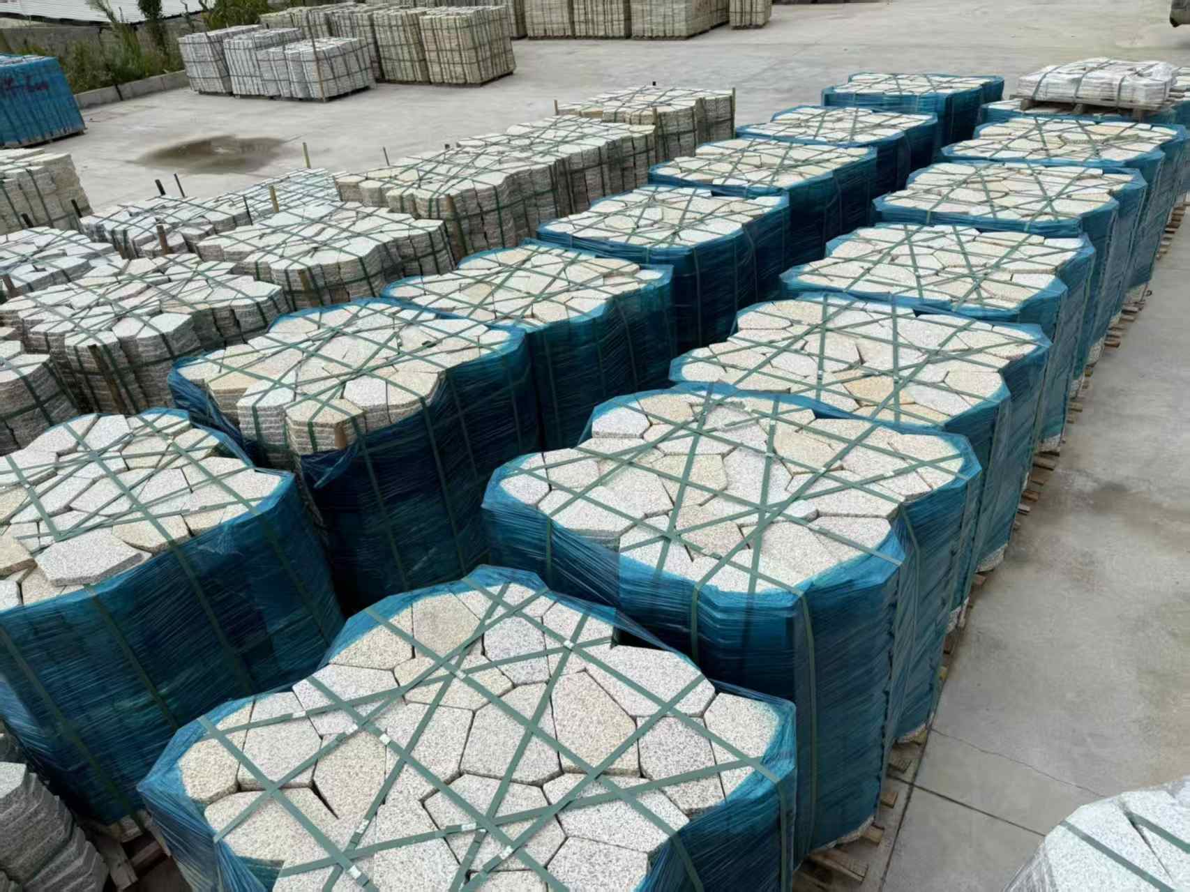 巴中黄金麻冰裂纹 碎拼