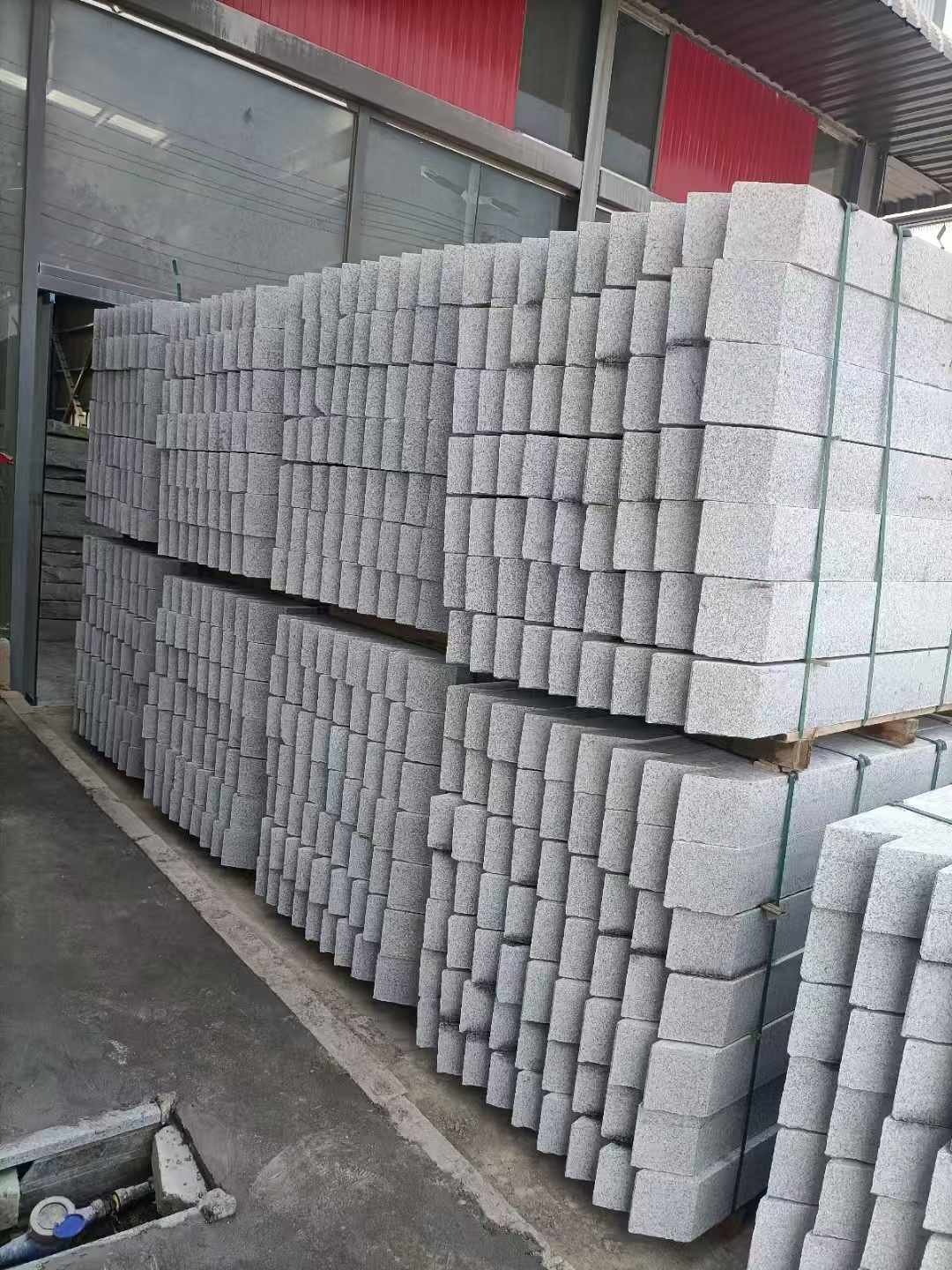 巴中芝麻白树围石 树池