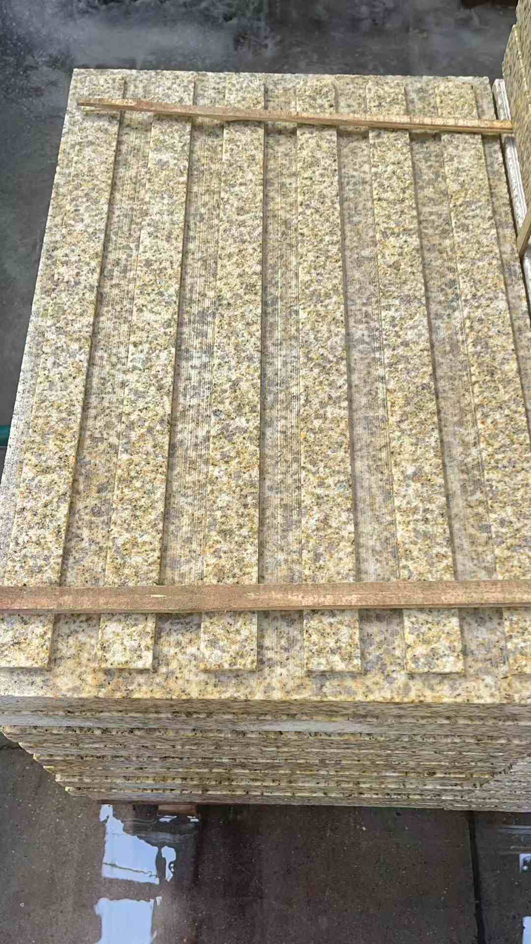 巴中黄金麻盲道 石材盲道