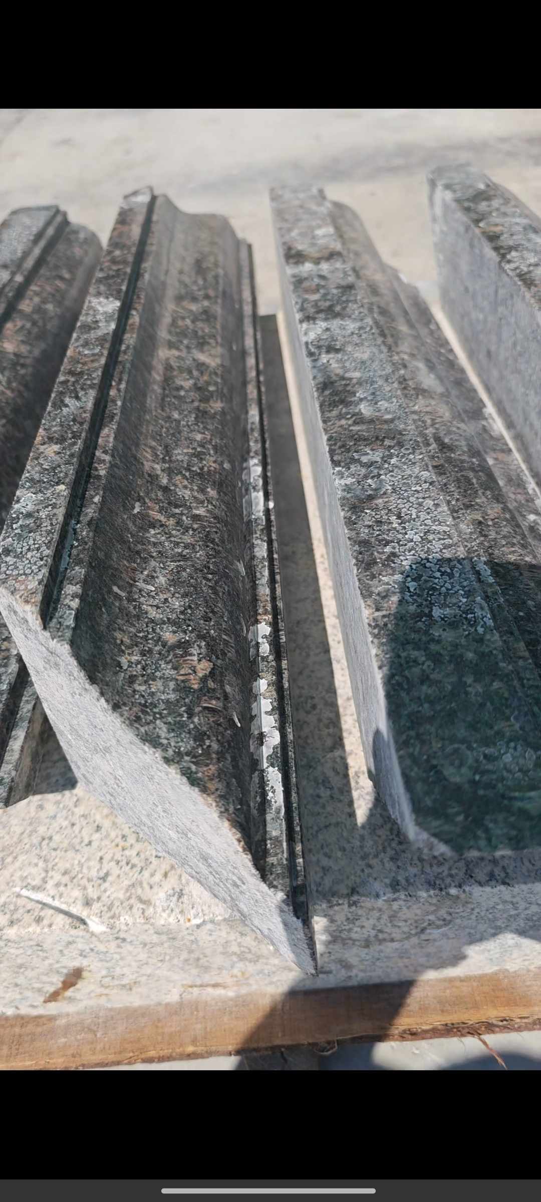 巴中英国棕别墅线条